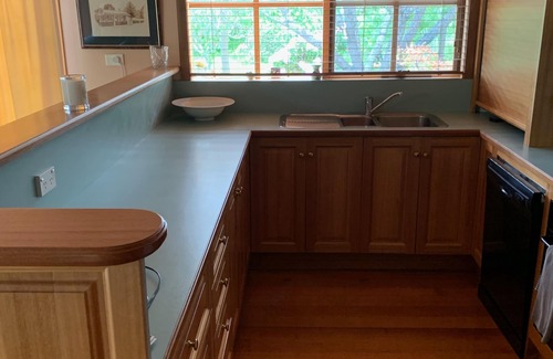 Penguin House | Much Loved Period Cottage