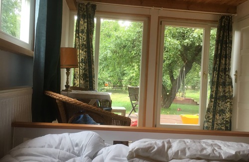 Kustrin-Kietz House | Mud building in the old apple orchard