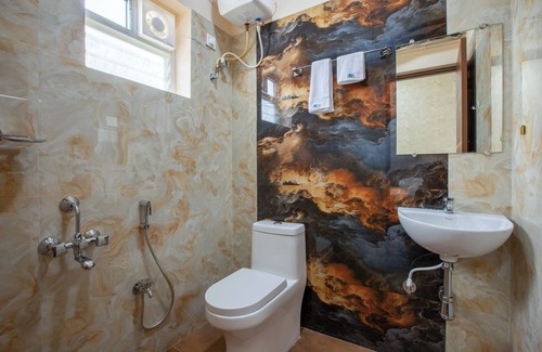 Hope College Hotel | MUGUNDAN 'S SMART STAY