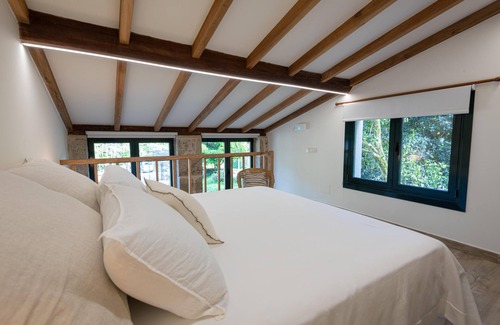 Entrerrios Bed & Breakfast | Muiño de Arriba Suite: restored old water mill with jacuzzi