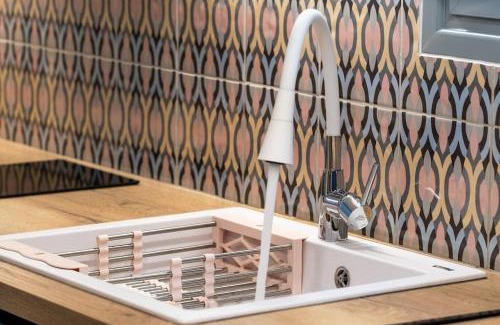 Piraeus Apartment | Multi-Unit Apartment Piraeus - For Large Groups