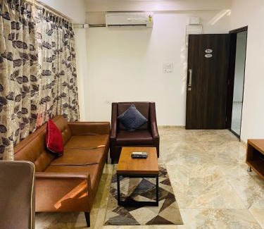 Santacruz Apartment | Mumbai House Luxury Apartments, Santacruz East