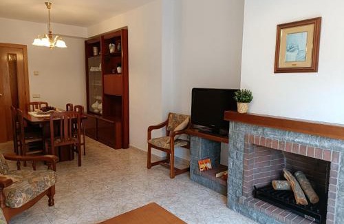 Camprodon Apartment | Muralla