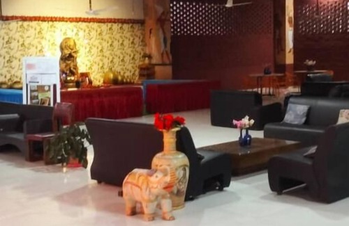 Kambare Resort | Murlee Pure Veg Resort