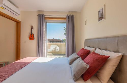 Boavista Apartment | Music Relaxing Apt with bikes, terrace & parking