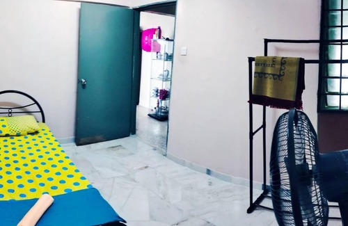 Taman Bukit Permai Apartment | Mutiara Court Homestay affordable 3 bedroom furnished & Wifi