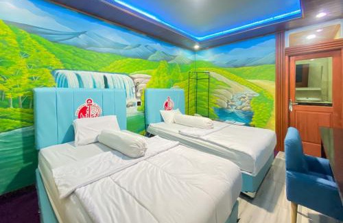 Bojong Gede Hotel | MVA Hotel Cafe and Resto Mitra RedDoorz