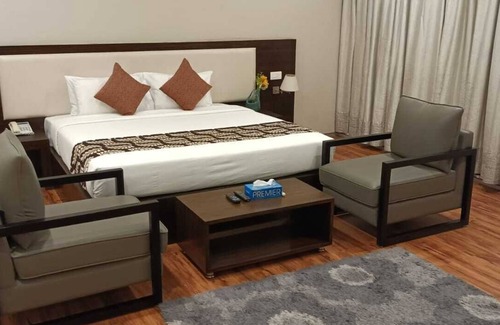 Mahindra World City Hotel | MWC Club by Downtown