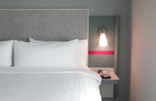 Fresnillo Hotel | avid hotel - Fresnillo by IHG