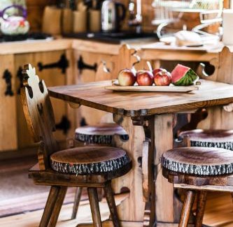 Wojtkowa House | Myśliwska chata na skraju lasu