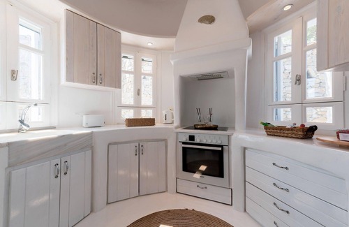 Xilokeratidi Villa | My Rental Homes - Seaside villa with private pool and sea view