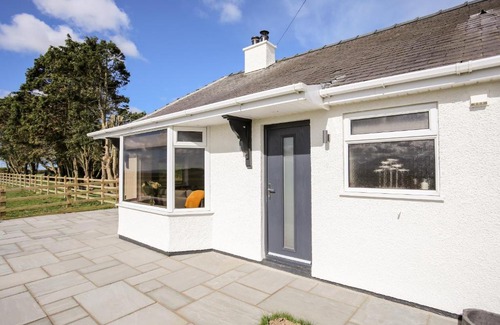 Llanfairpwllgwyngyll House | Mynydd Mwyn