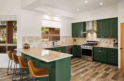 West Sedona House | Myrinn – Dine Outdoors w/Mountain Views & BBQ