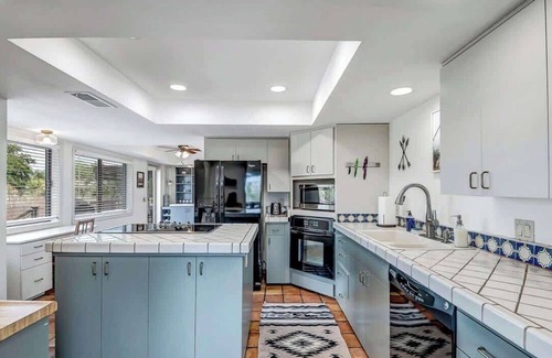 Cottonwood-Verde Village House | Myrinn – Escape w/Amazing View, Patio & BBQ Grill