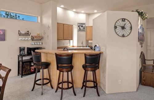 West Sedona House | Myrinn – Perfect Base for Hiking & Trails, Hot Tub