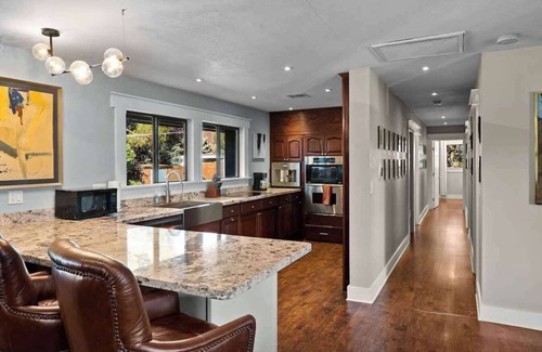 West Sedona House | Myrinn - Red Rock Retreat | Patio & Hot Tub