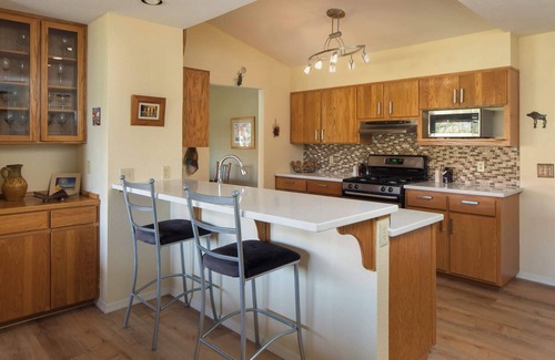 West Sedona House | Myrinn – Red Rock Views Near Trails & Dining