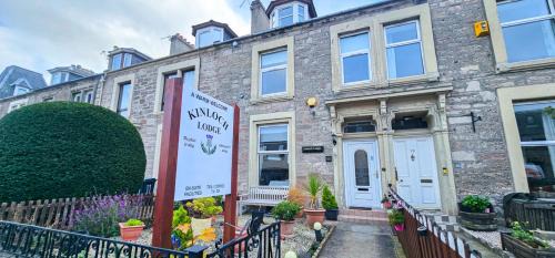 Inverness City Centre House | mySTAYINN Kinloch 7 Bedroom House