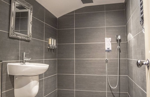 Birkdale House | N'ista Boutique Rooms Birkdale - Southport