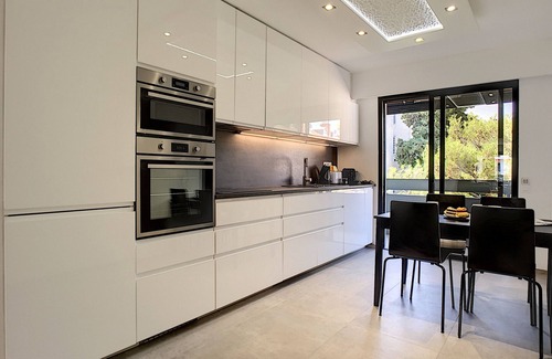 Carre d'Or Apartment | N&J - DIAMOND BAY TERRACE - Central - By sea