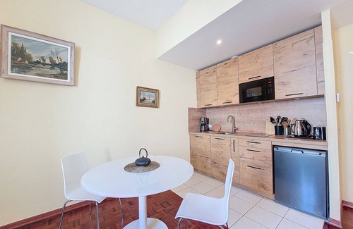 Jean-Medecin Apartment | N&J - KRIBI - Central