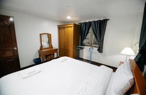 Ban Du House | Nadee House