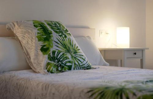 El Arenal Apartment | Naharro by #cherrygredos