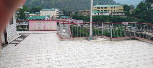 Mandi Hotel | Naina Guest House