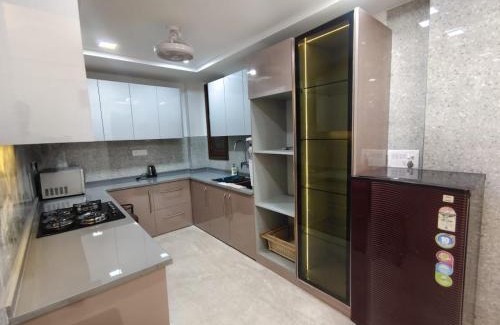 Malviya Nagar Apartment | Namastey Homes 3 BHK Service Apartment , Near Max Saket, Delhi