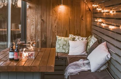 Mochdre Resort | Nant-Y-Coed Lodges