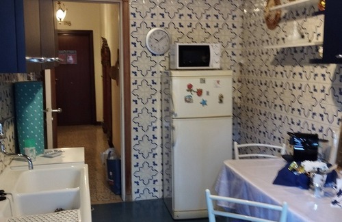 Fuorigrotta Apartment | Naples Fuorigrotta Maradona stadium in building equipped with daytime concierge