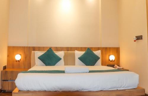 Bareilly Hotel | Narrow Gauge Hotel