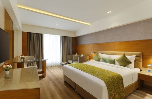 Jhansi Hotel | Nataraj Sarovar Portico Jhansi