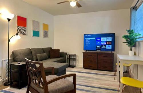 Livingston Park Apartment | Nationwide Childrens Hospital close by