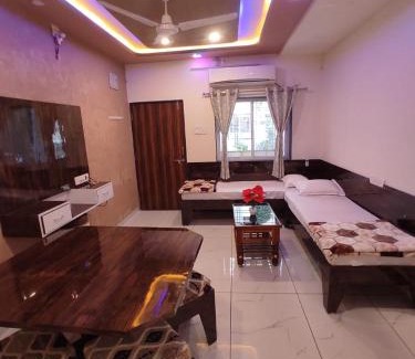 Rajpipla House | Natkhat Homestay