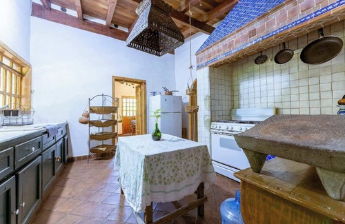 Miacatlan Cabin | Natural Retreat & Pet-Friendly Escape