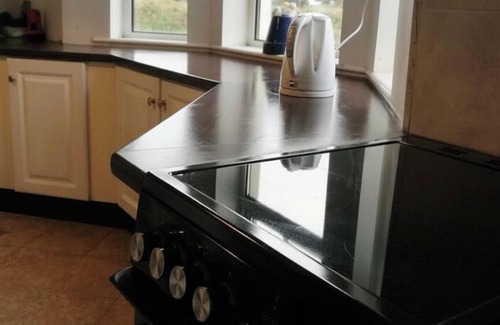 Doohooma House | Nature Retreat - Sleeps 4 & Wild Ponies