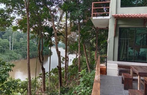 Kuala Tahan Bed & Breakfast | Naura Roomstay