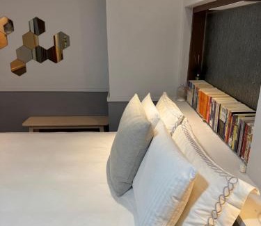 Zuoying District House | Naval bureaucracy No. 3