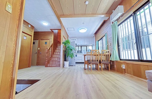 Kadena House | Near AmericnVillage, Chatan! Private detached house with sea view! Groups are welcome!/Chura.