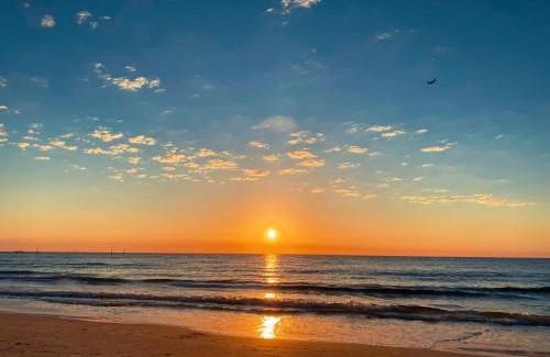 Glenelg Apartment | near beach unit 30