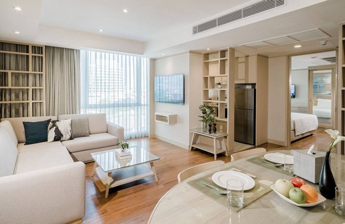 Huai Khwang Condo | Near BKK Hospital/2Br/Monthly