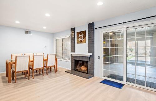 Ontario House | Near ONT Ontario Oasis Designer Home w Garden Park