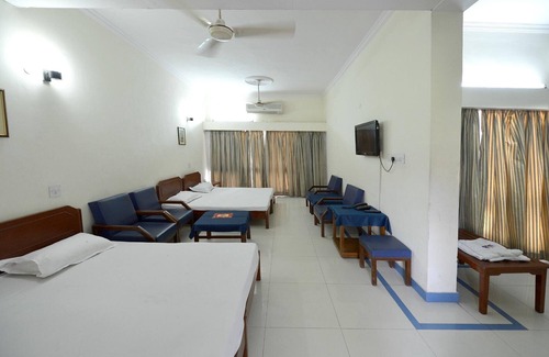 Thanesar Hotel | Neelkhanthi tourist resort