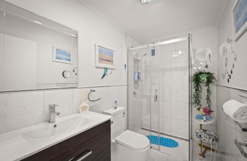 Mount Nelson Apartment | Nelson Apartment, Relaxing, Hobart Escape