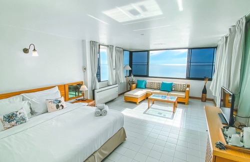 Khao Takiab Hotel | Nern Chalet Beachfront Hotel