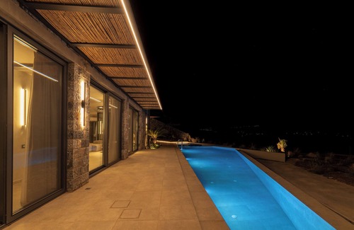 Agios Vasileios Villa | Neromai Residence One: Infinity Pool & Design Gem