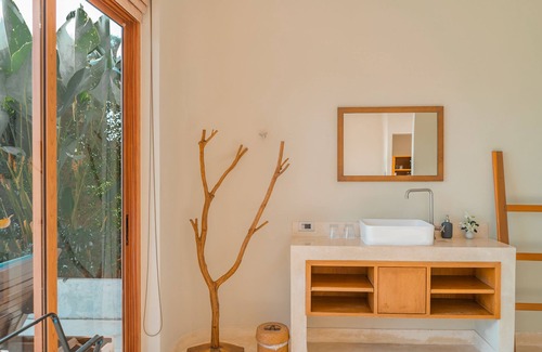 Bai Lan Resort | Nest Sense Resort