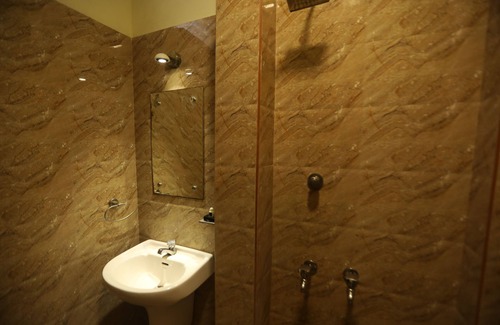 Ambattur Hotel | Nestlay Rooms - Ambattur