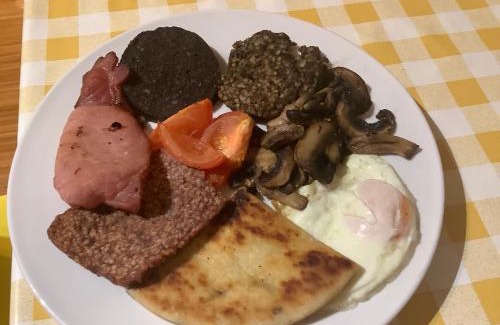 Kilwinning House | Nethermains House